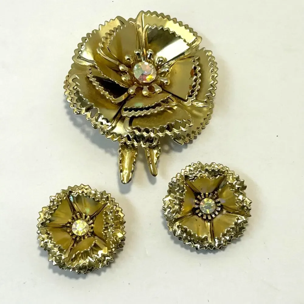 Vintage‎ 60's Gold Plated Ruffle Petal Flower Brooch Earrings Set